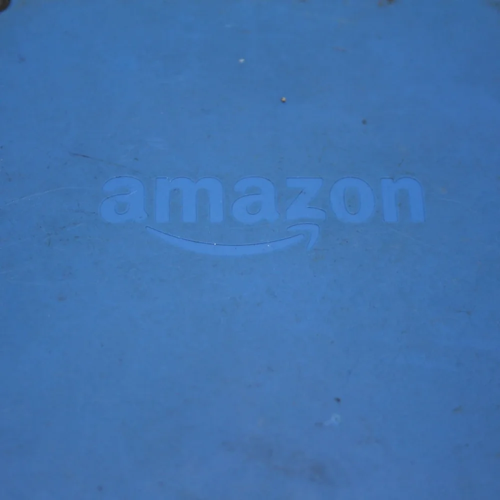 Lot of 4 Mixed Tablets iPad Amazon Sky Devices Cracked Screens‎ AS IS For Repair